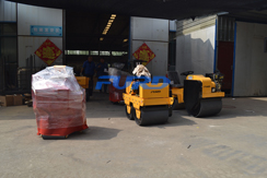 福瑞得機(jī)械手扶雙輪壓路機(jī)，手扶單輪壓路機(jī)，座駕壓路機(jī)及時(shí)包裝發(fā)貨